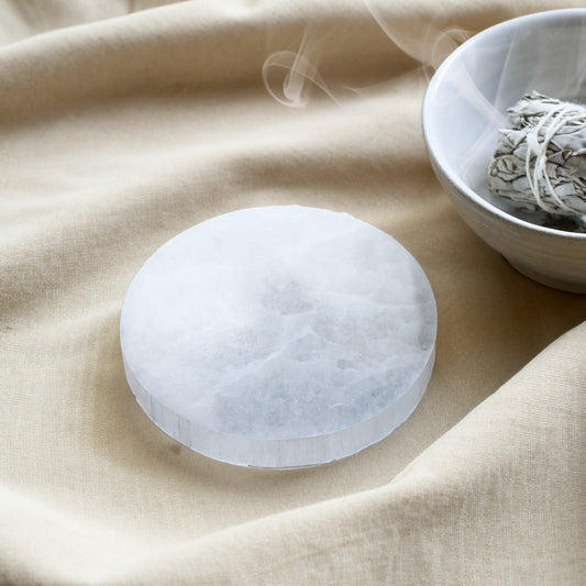 Soulful Cleansing: Revitalize Your Crystals with Selenite Plates