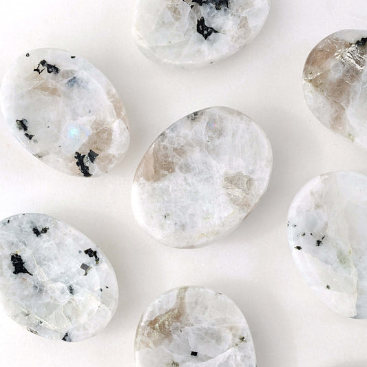 Moonstone’s Mystical Powers: A Journey into Feminine Energy and Intuition