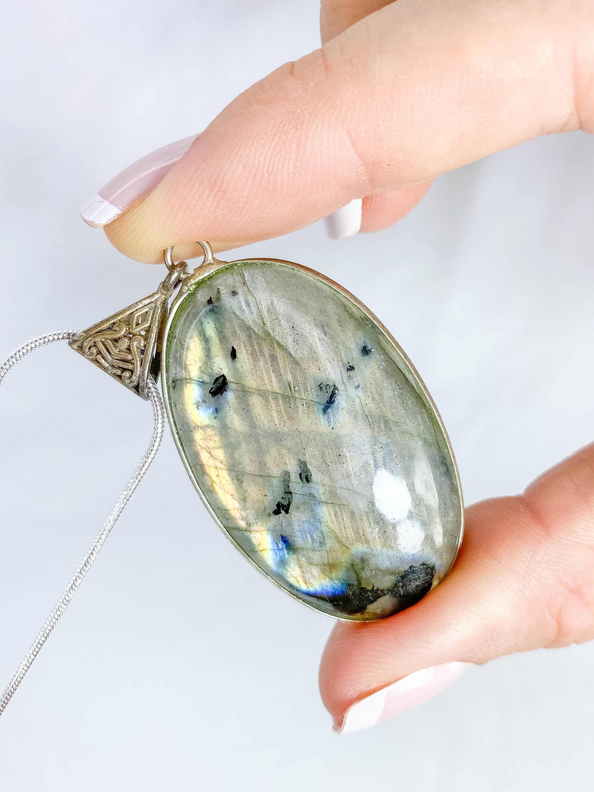 Labradorite Pendant Sterling Silver