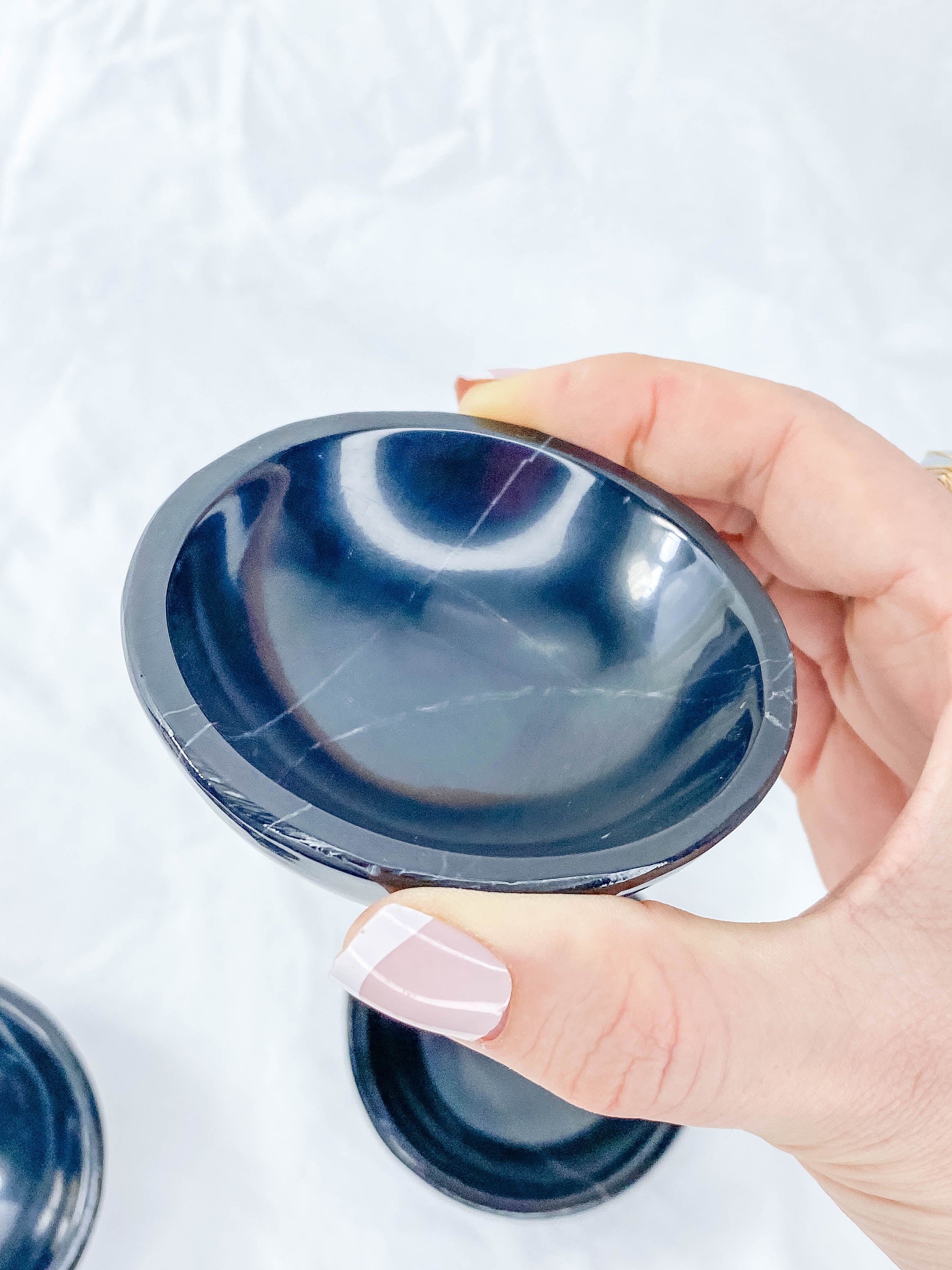 Onyx Black Bowl | Medium