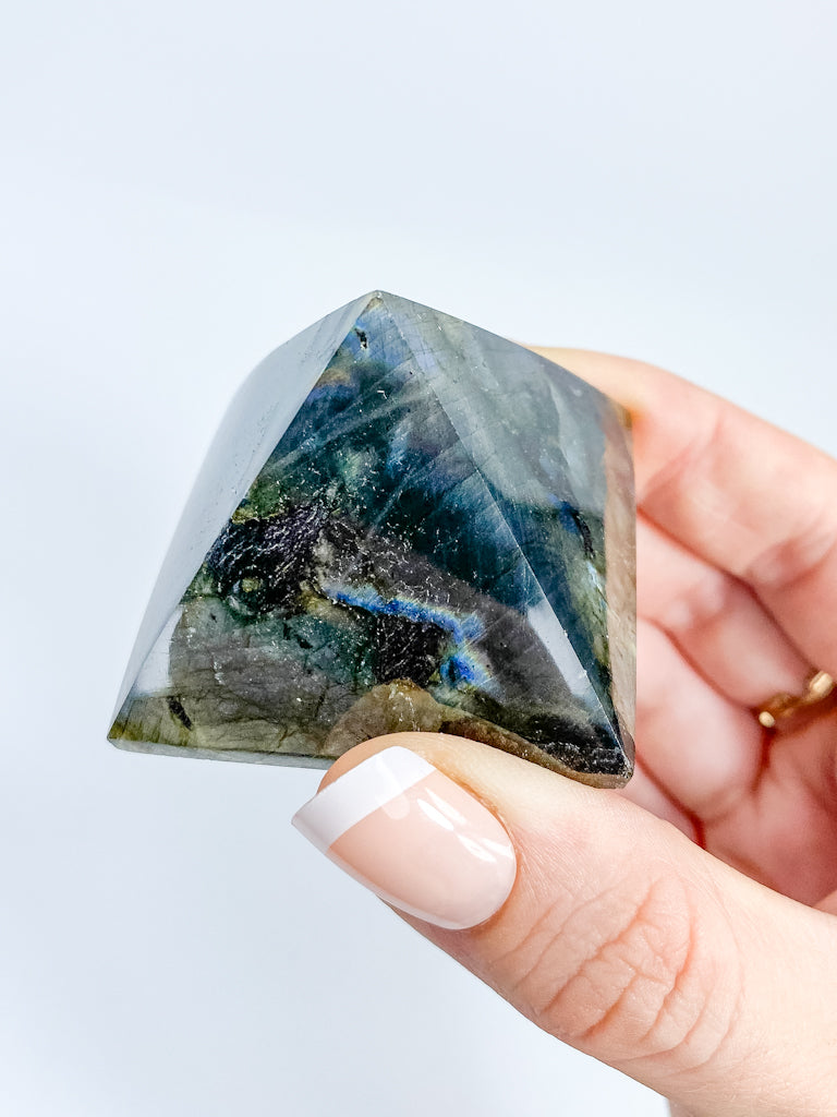 Labradorite Pyramid | Large