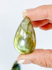 Labradorite Cabochon Tear Drop | Medium