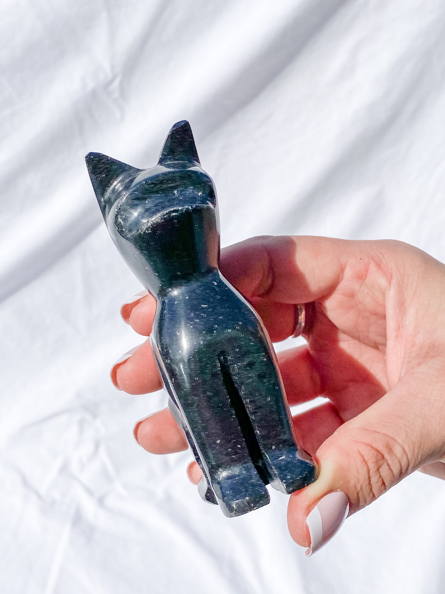 Black Onyx Carved Cat | Large