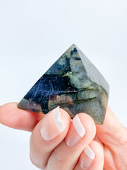 Labradorite Pyramid | Large