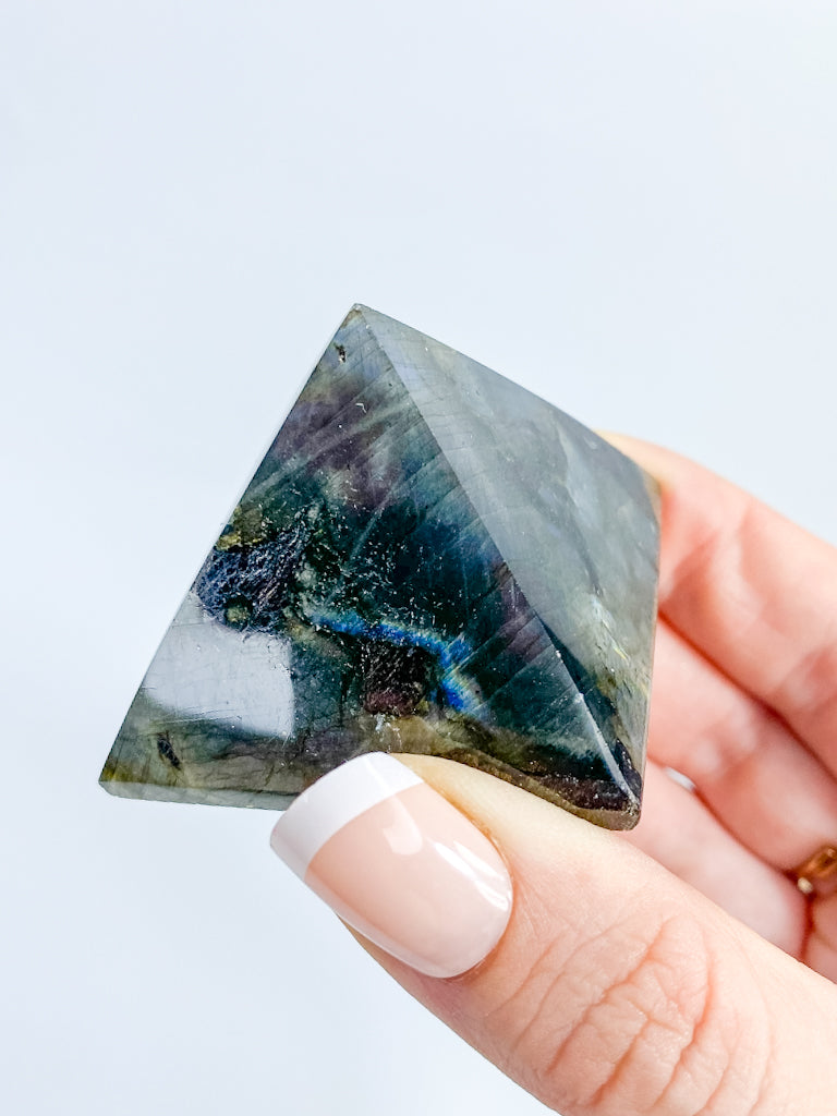 Labradorite Pyramid | Large