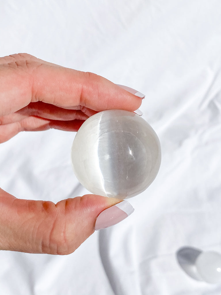 Selenite Sphere | Medium