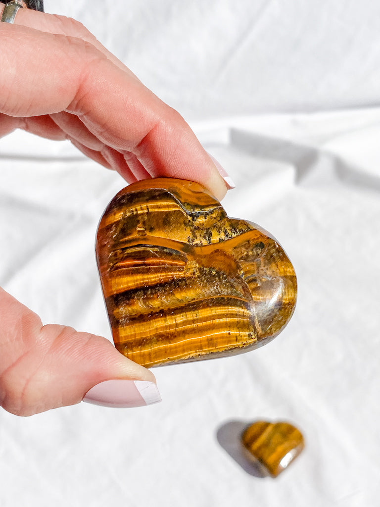 Tiger Eye Heart | Medium