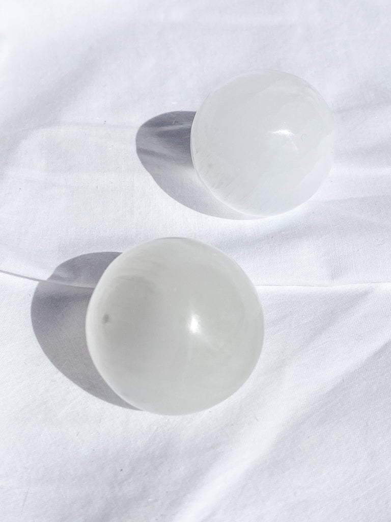 Selenite Sphere | Medium