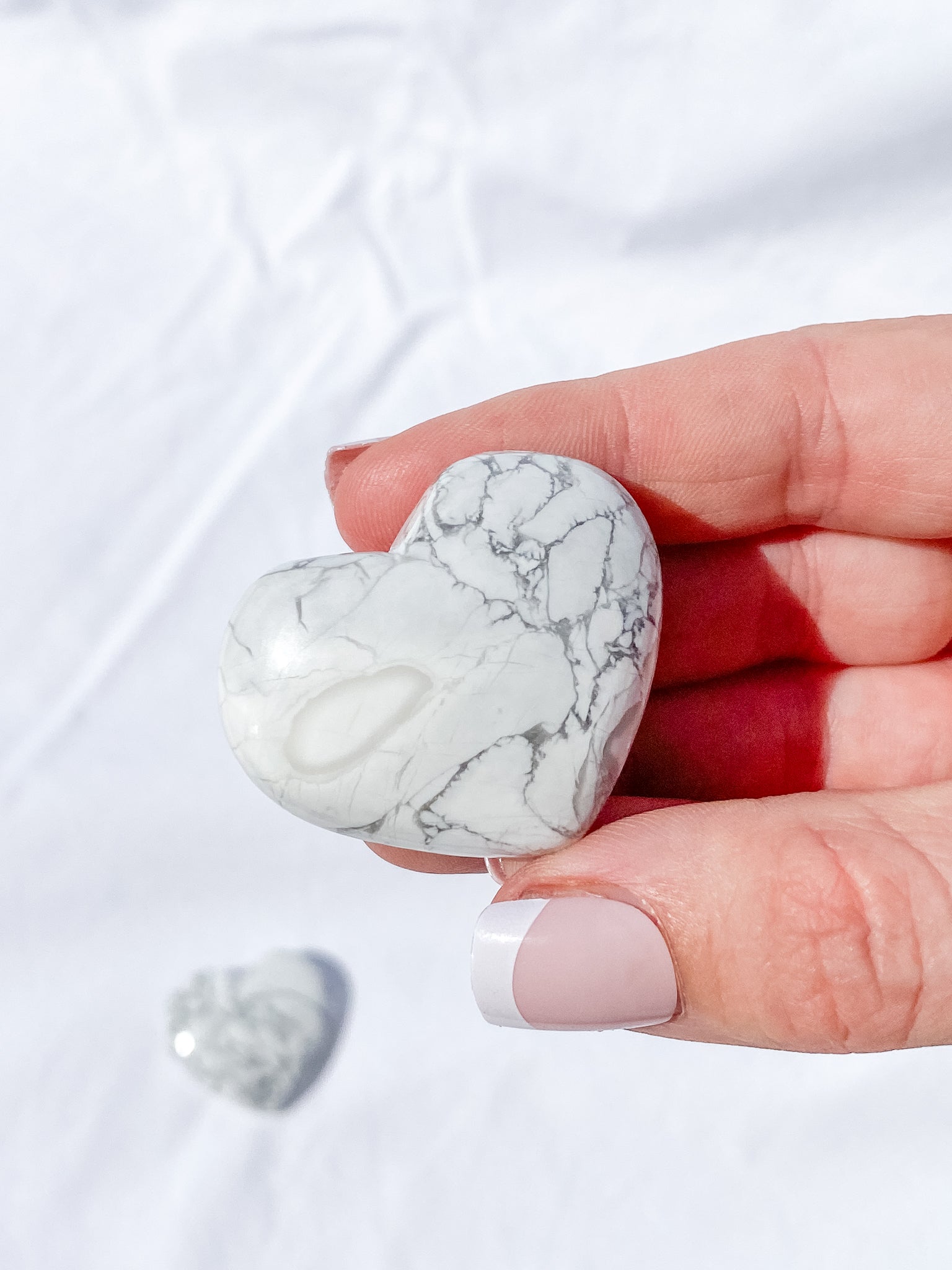 Howlite Heart | Small