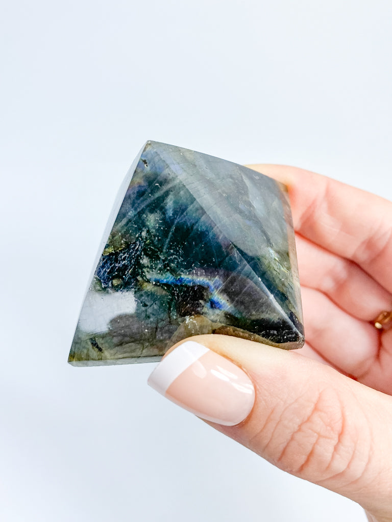 Labradorite Pyramid | Large