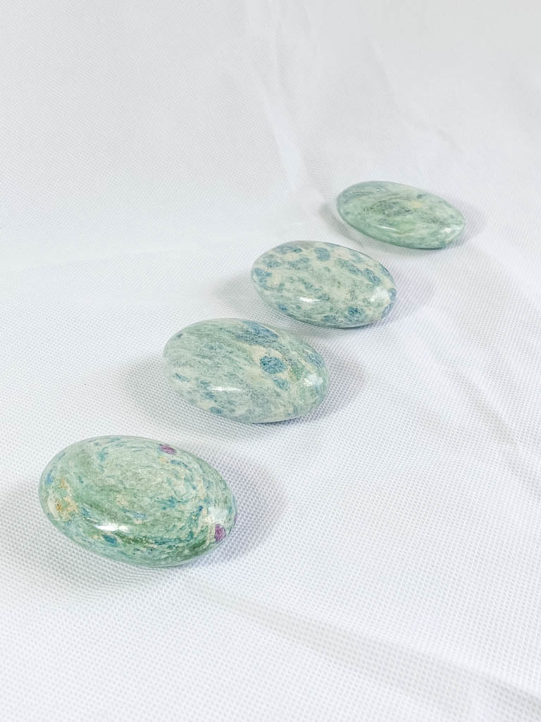 Fuchsite PalmStone | Medium