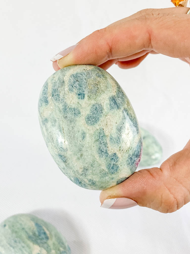 Fuchsite PalmStone | Medium