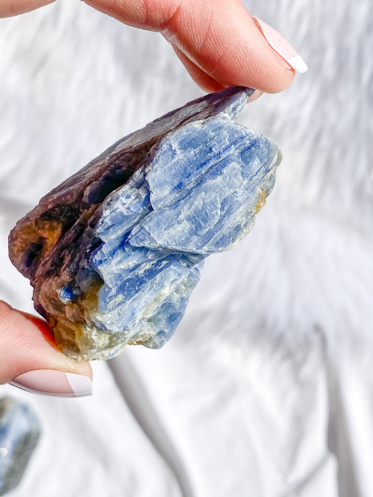 Blue Kyanite with Mica and Quartz Natural | Large