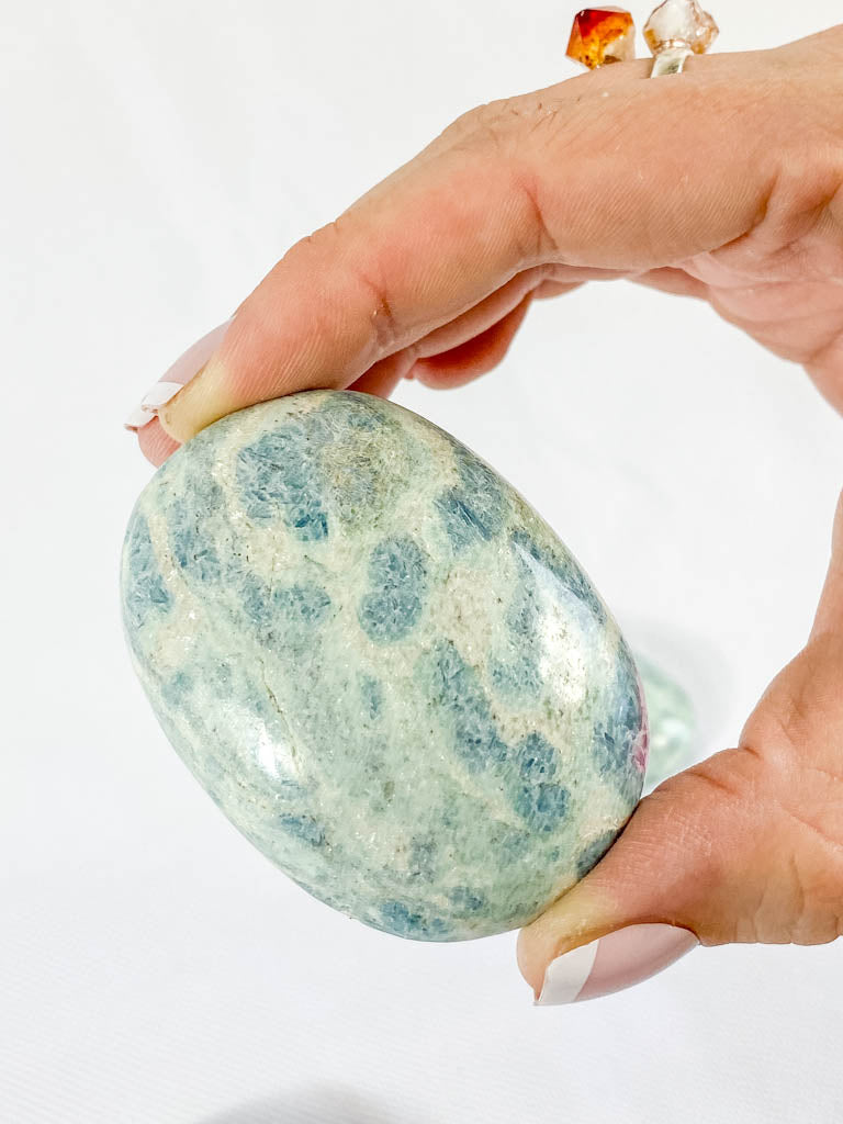 Fuchsite PalmStone | Medium