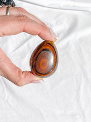 Tiger Eye Egg | Medium