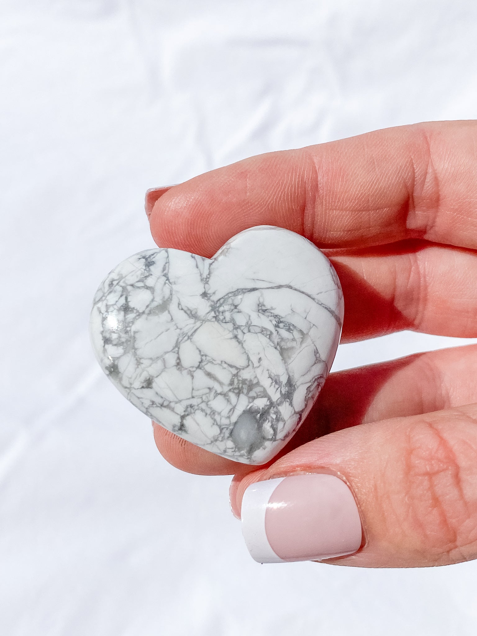 Howlite Heart | Small